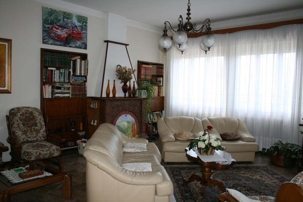 B&B Il Glicine Bedizzole Exterior foto