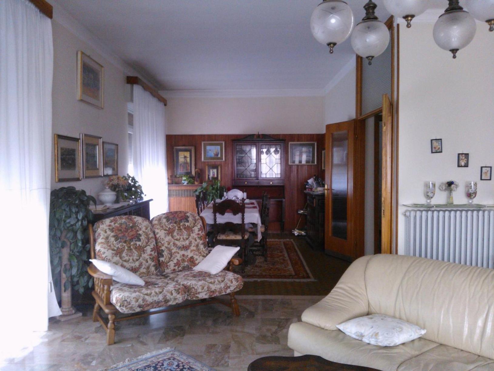 B&B Il Glicine Bedizzole Exterior foto