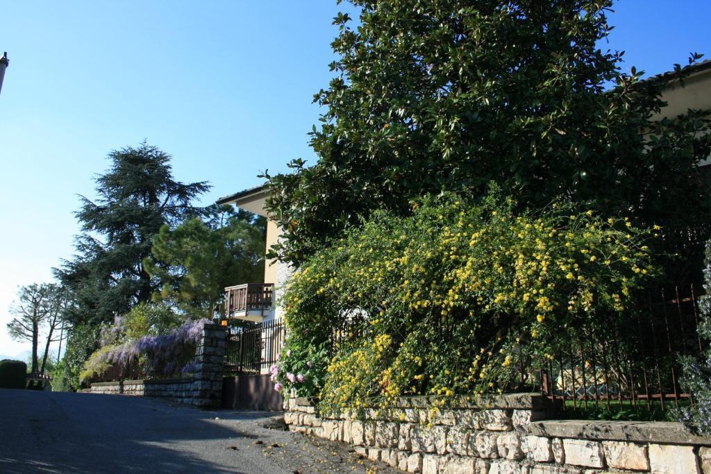 B&B Il Glicine Bedizzole Exterior foto